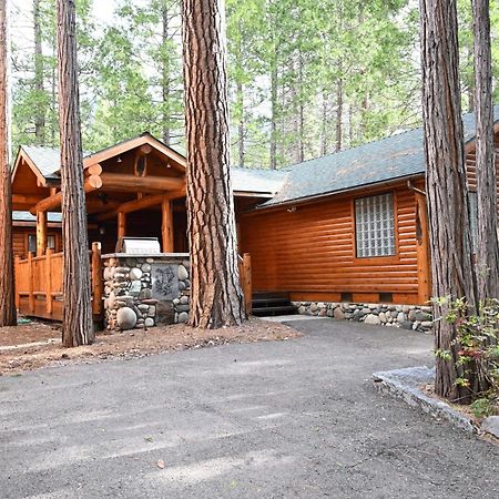 Grizzly Giant Villa วาโวนา ภายนอก รูปภาพ